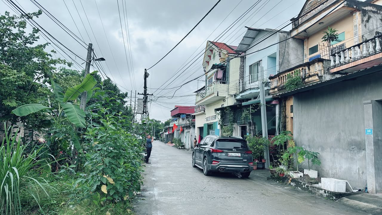 Nhà 2 tầng Đồng Văn 70m² giá thỏa thuận - Kinh doanh sầm uất!