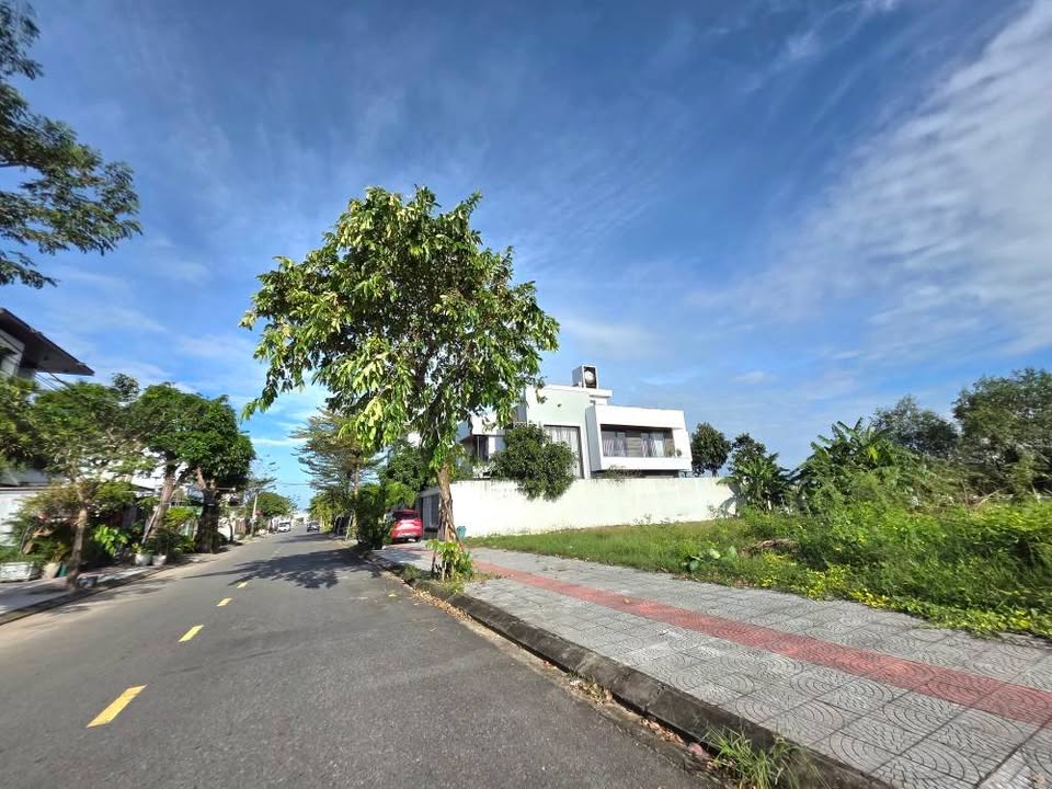 Đất nền biệt thự mặt tiền Nguyễn Đình Thi, Đà Nẵng 600m² - View sông Hàn siêu đẹp!