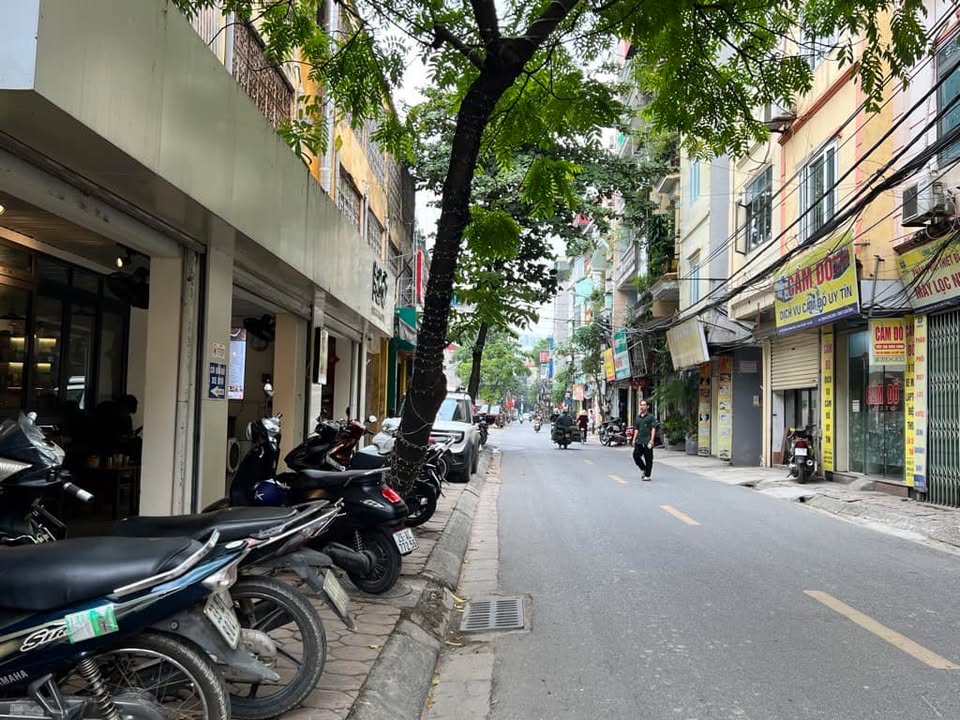 Nhà mặt phố Trung Văn 43m² giá 15 tỷ - Kinh doanh sầm uất, vị trí đắc địa!