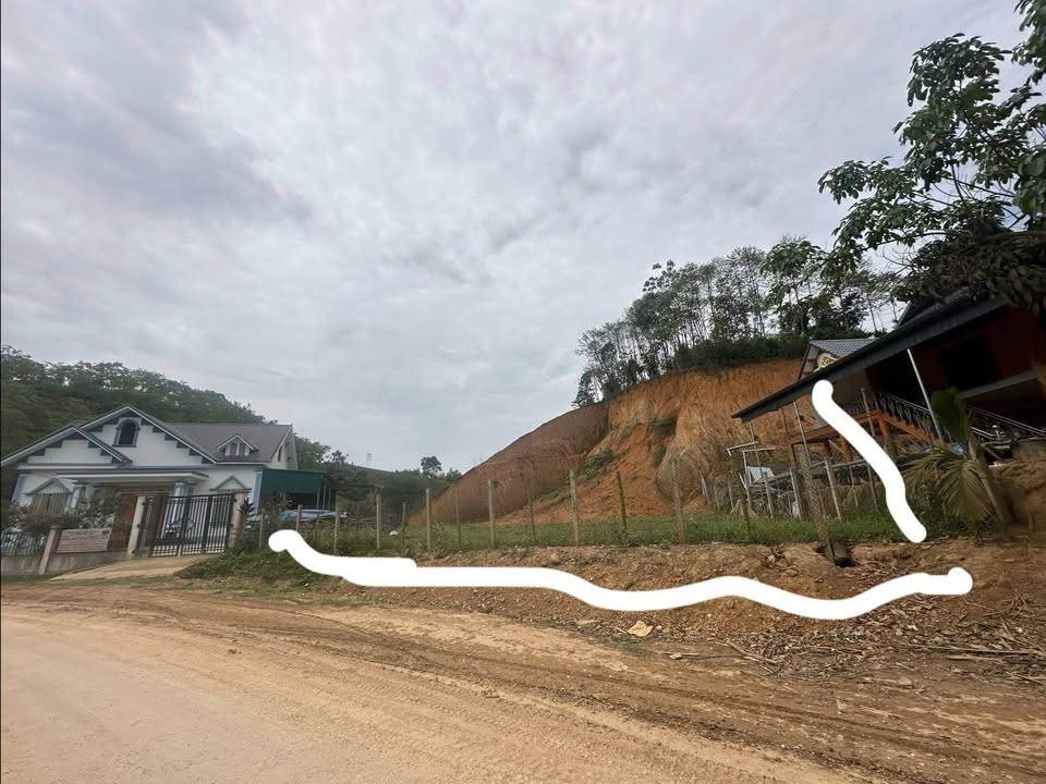 Bán gấp Farm tại xã Bạch Xa, Hàm Yên - Diện tích 2ha vườn và 400m² đất thổ cư giá 2.5 tỷ!