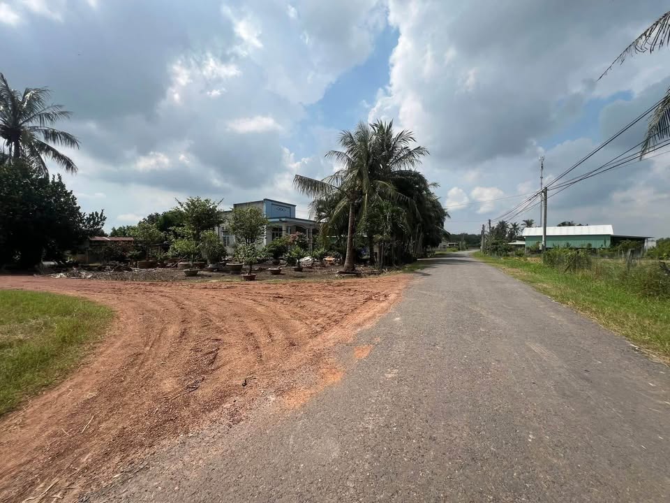 Đất nền Lộc Ninh DMC 40000m² giá chỉ 800 triệu - Đầu tư sinh lời ngay!