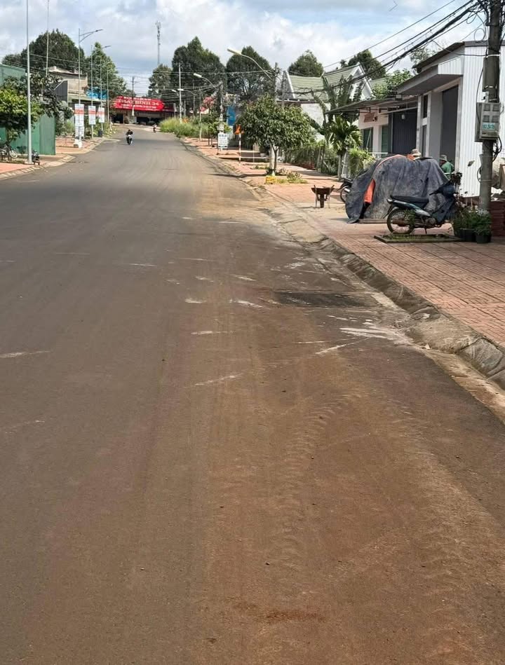 Đất 2 mặt đường tại xã Đức Lập 285m² giá 5.3 tỷ - Cơ hội đầu tư hiếm có!