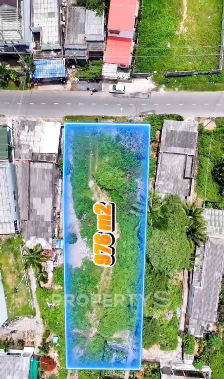 Đất nền mặt tiền Lạc Long Quân, Tiến Thành, Phan Thiết 976m² giá 10.5 tỷ - Cơ hội đầu tư tuyệt vời!