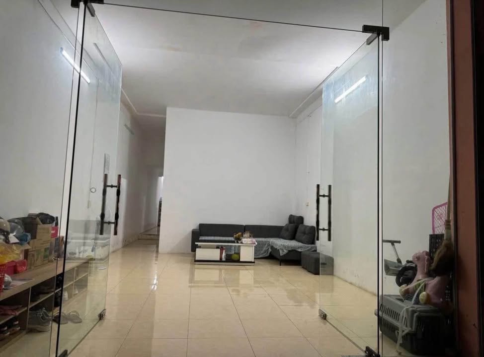 Nhà phố Kim Tân, Lào Cai 90m² giá 2.9 tỷ - Kinh doanh cực đỉnh!
