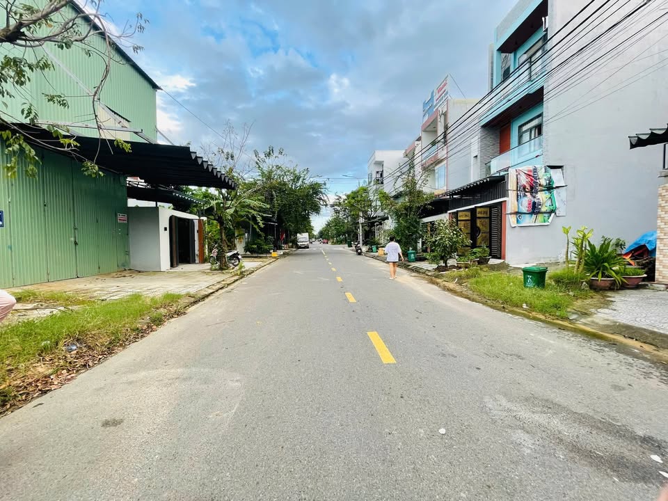 Đất nền đường Nguyễn Thị Cận, quận Cẩm Lệ, 105m² - Giá tốt bất ngờ!