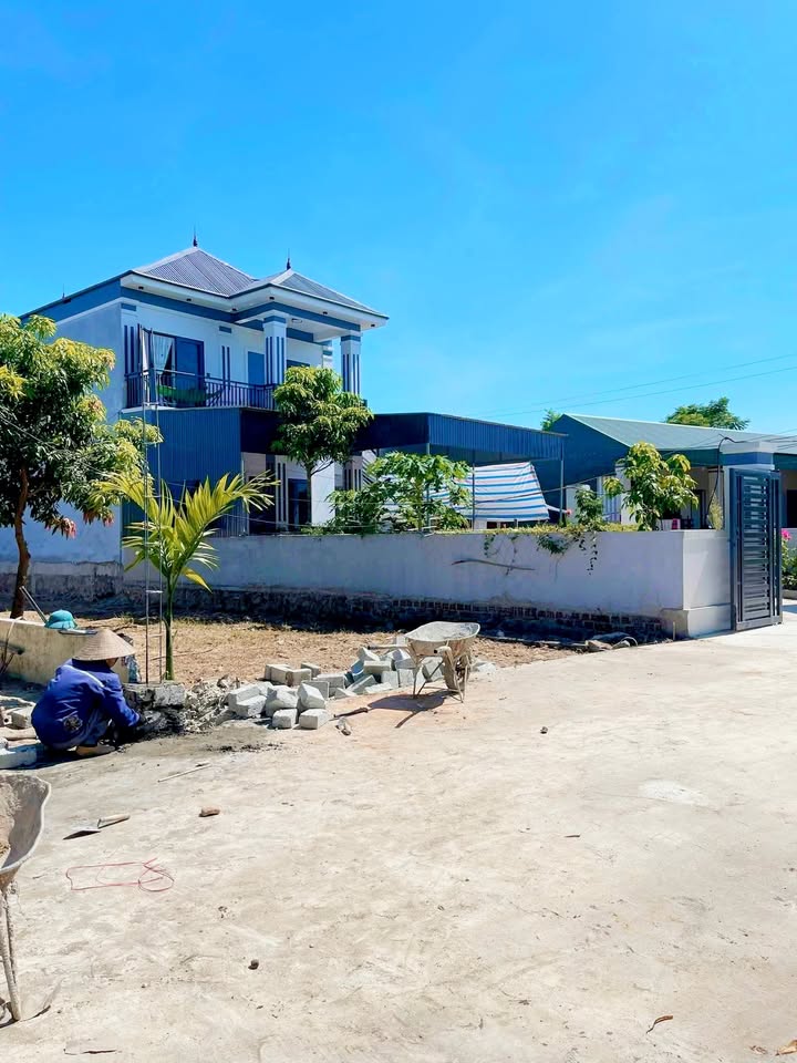 Đất Thạch Tân, Thạch Hà 168m² giá 1.4 tỷ - Vị trí cực đẹp, dân cư đông đúc!