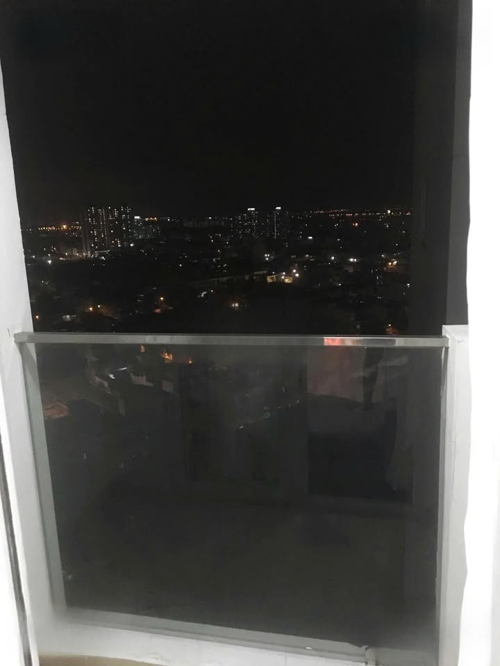 Chung cư City Gate Towers, Quận 8, 74m² giá 9.5 triệu - Đầy đủ nội thất, xem nhà dễ dàng!