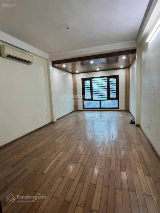 Văn phòng startup chính chủ tại Nguyễn Ngọc Vũ - 40m² chỉ 7.5 triệu/tháng - Full dịch vụ