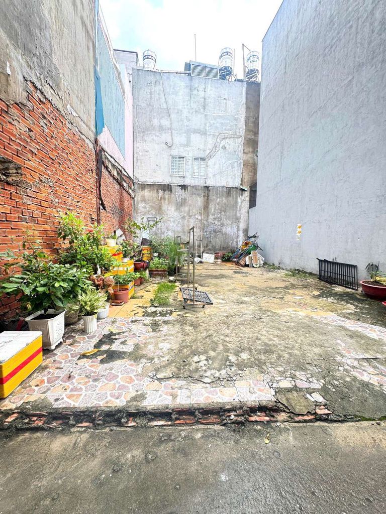 Đất nền Q12 Hiệp Thành 65m² giá 3.25 tỷ - Sổ hồng chính chủ