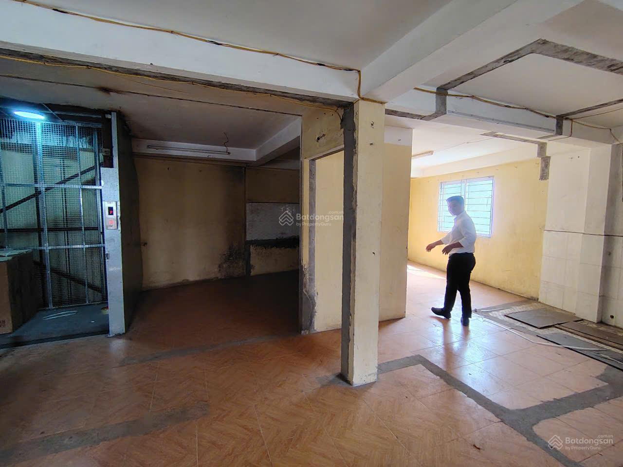 Kho cho thuê phố Thanh Bảo, Ba Đình 420m² - Thang máy & WC riêng, chính chủ