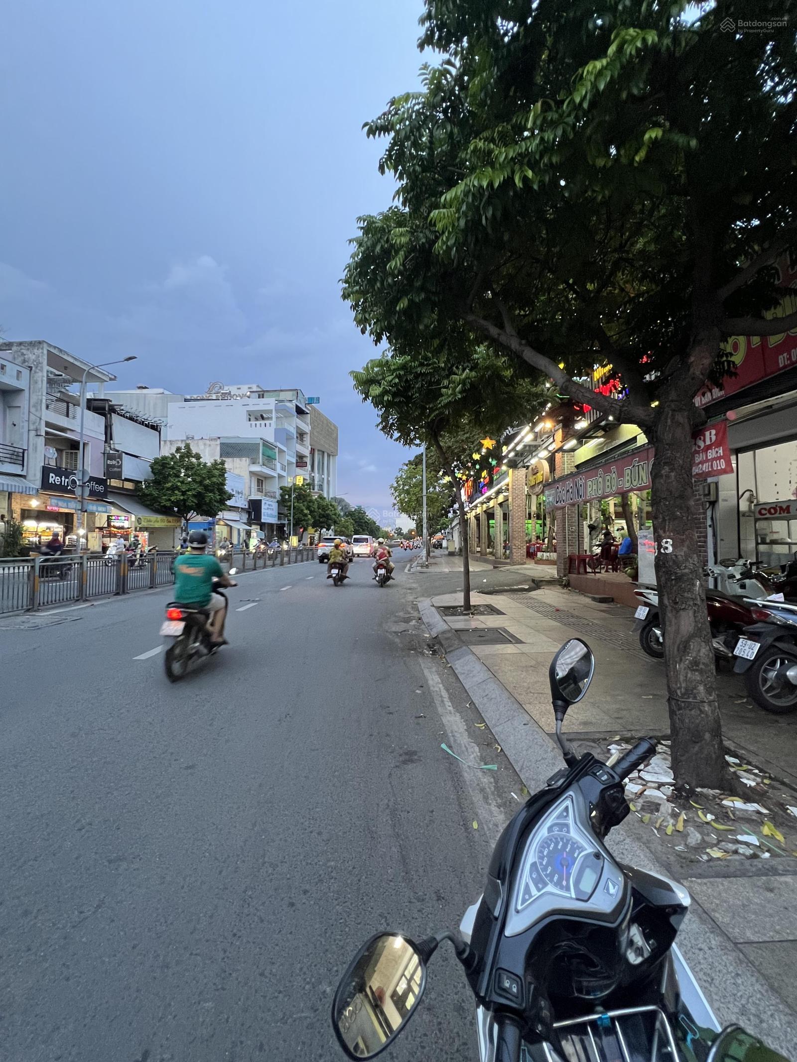 Nhà mặt tiền Lê Đại Hành Quận 11 109.5m² giá 45 triệu - Tiện kinh doanh, văn phòng!