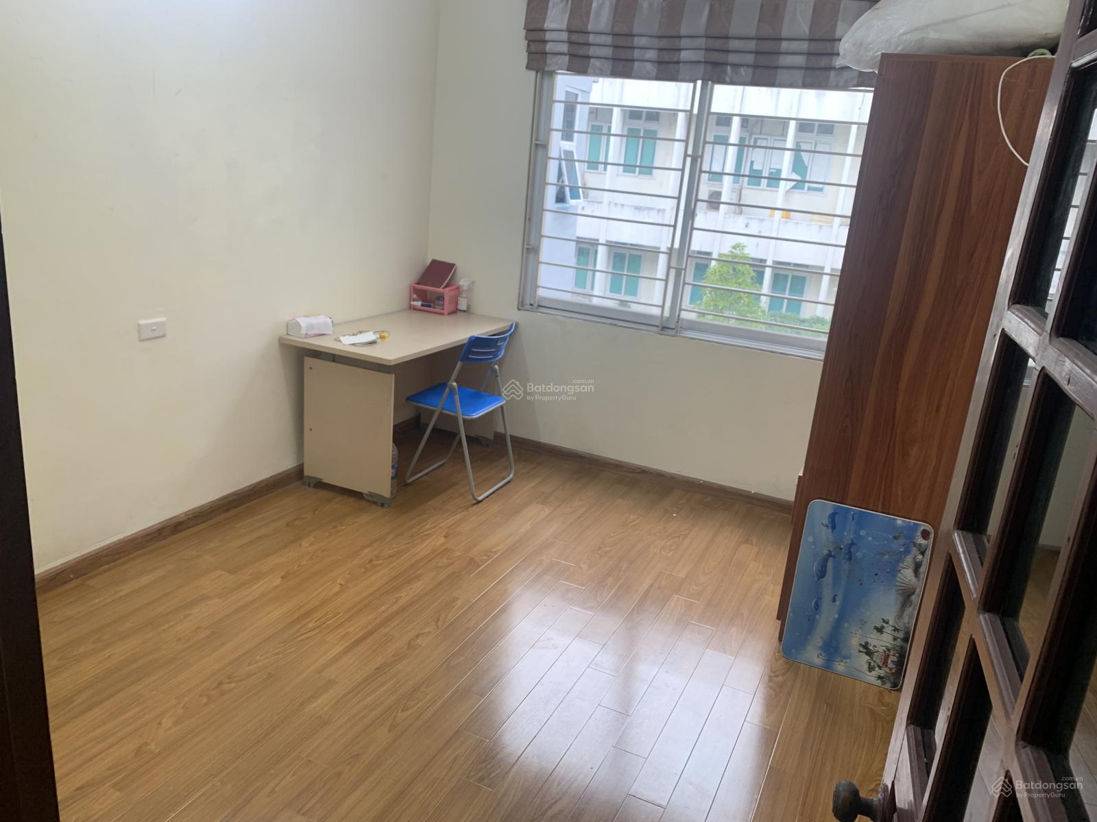 Cho thuê nhà riêng 5 tầng tại 565 Nguyễn Trãi, ô tô để ngõ, giá 11 triệu