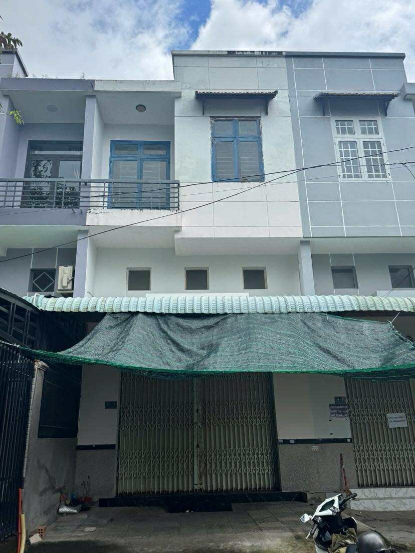 Cho thuê nhà 3 tầng KDC 586, quận Cái Răng - Tiện làm văn phòng chỉ 6,5 triệu!