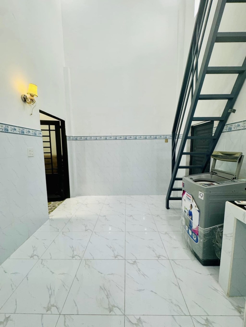 Trọ mới KDC Bình Nhựt Võ Văn Kiệt 25m² giá 2.5 triệu - Nội thất đầy đủ, an ninh tốt!