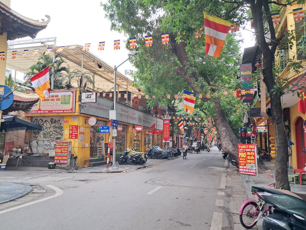 Bán nhà phố Lý Quốc Sư Hoàn Kiếm 33m² giá 19 tỷ - Lô góc 2 mặt tiền đắc địa!