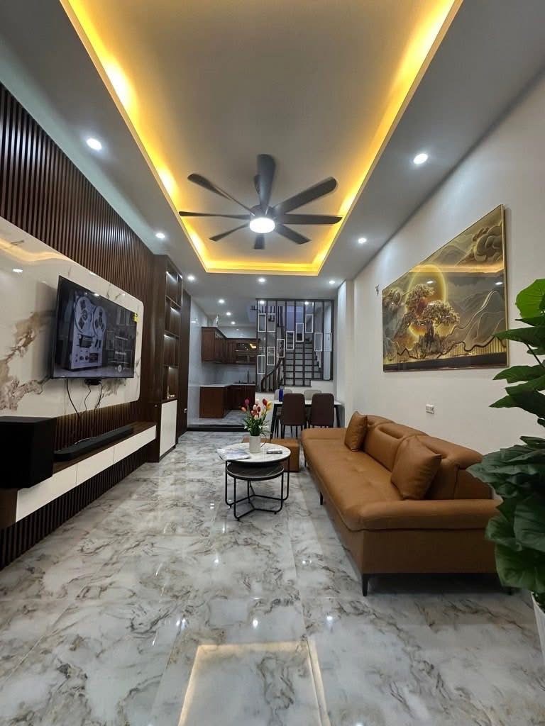 Nhà đẹp Thượng Đình, Quận Thanh Xuân 40m² giá 10.4 tỷ - Sổ đỏ vuông vắn, sẵn sàng giao dịch!
