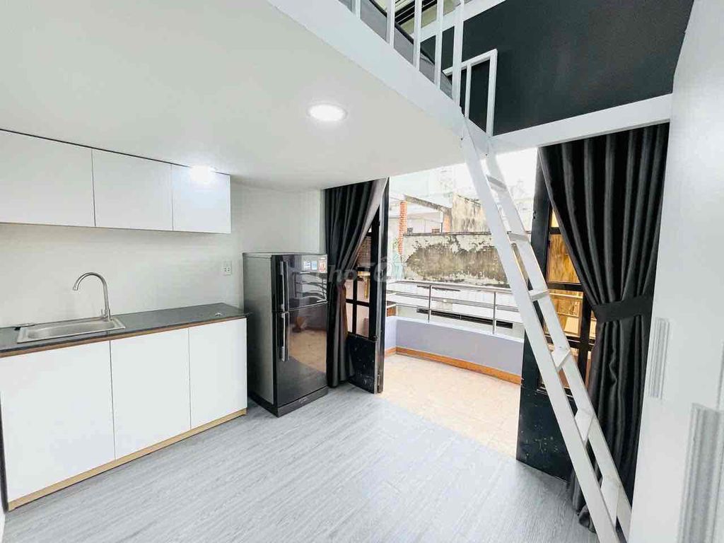 Căn hộ Duplex sinh viên hẻm xe tải Quận 3 20m² giá 4.7 triệu - Ban công thoáng mát!
