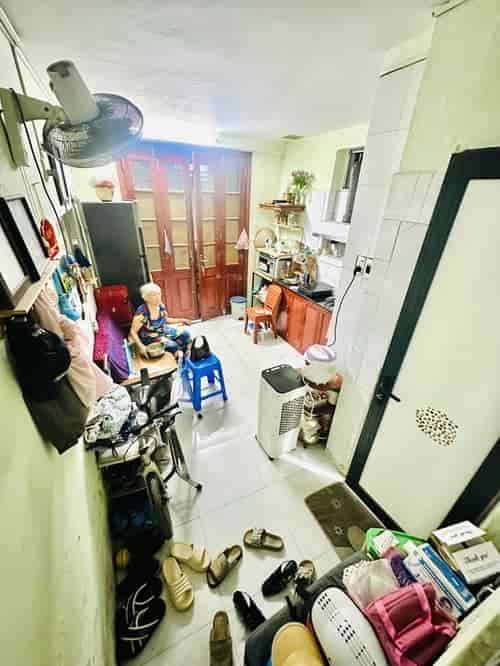 Nhà lô góc 5 tầng phố kinh doanh Phúc Xá 16.5m² giá 6.4 tỷ - Dọn vào ở ngay!