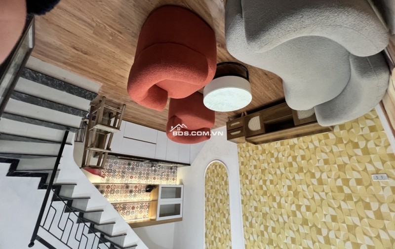 Nhà phố Thanh Nhàn 25m² giá 5.95 tỷ - Ngõ nông, kinh doanh tốt!