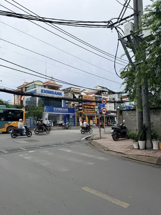 Nhà 2 mặt tiền đường Số, Phước Bình, Quận 9 - Tiềm năng kinh doanh vượt trội!