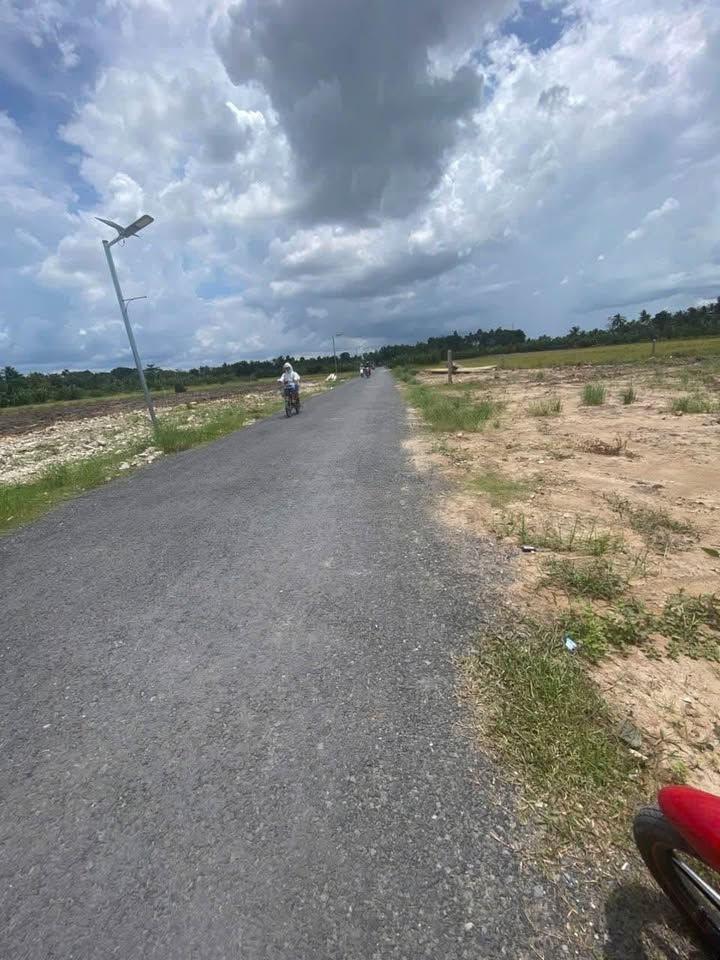 Đất nền liền kề 245m² tại phường Thanh Đức, Vĩnh Long - Giá chỉ 1.1 tỷ, thương lượng ngay!