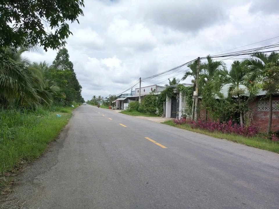 Đất nền 1,1 công mặt tiền đường nhựa xã Mỹ Chánh Hoà - Giá 950 triệu thương lượng!