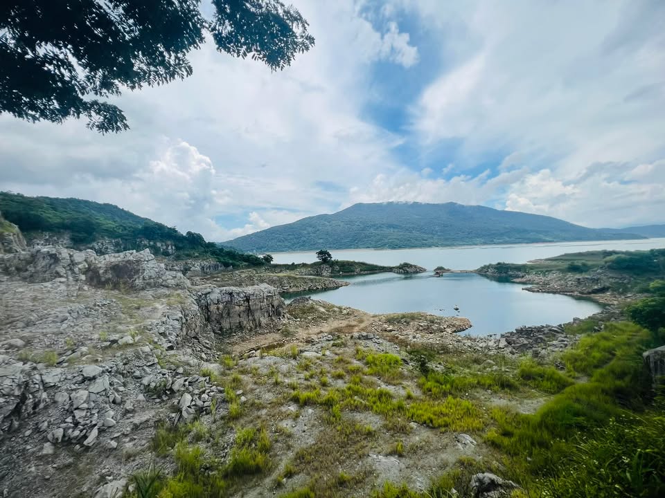 Nhà mặt tiền kinh doanh Bình Trị Đông 80m² giá chỉ 12 triệu - Sẵn sàng hoạt động!