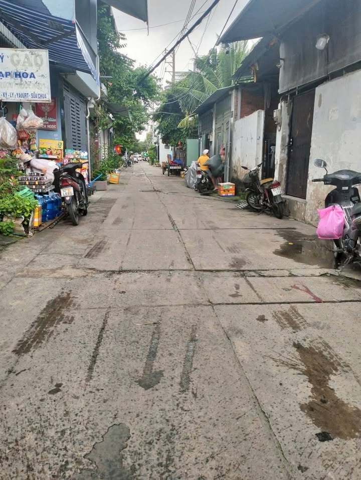 Nhà cho thuê quận Bình Tân 40m² giá 6 triệu - Thích hợp mở tiệm hoặc ở gia đình!