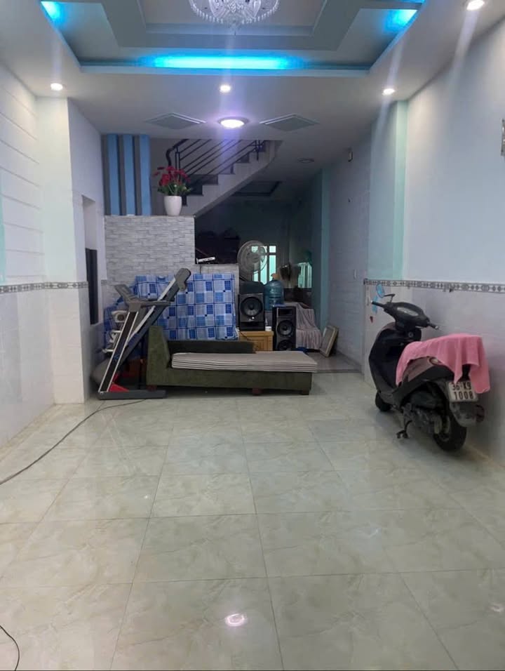 Nhà cho thuê quận Bình Tân 64m² giá 9 triệu - Gần chợ, trường học