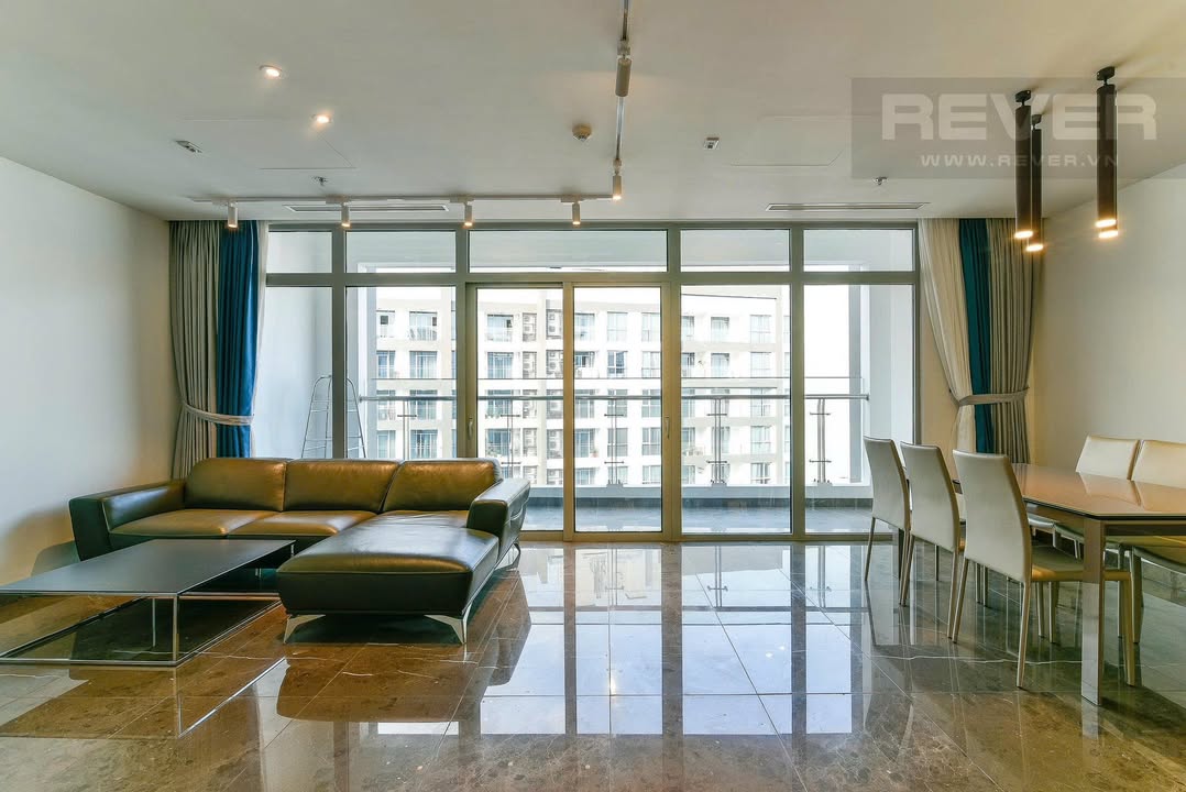 Penthouse Vinhomes Central Park Bình Thạnh 180m² giá 25.5 tỷ - Nhà nội thất cơ bản