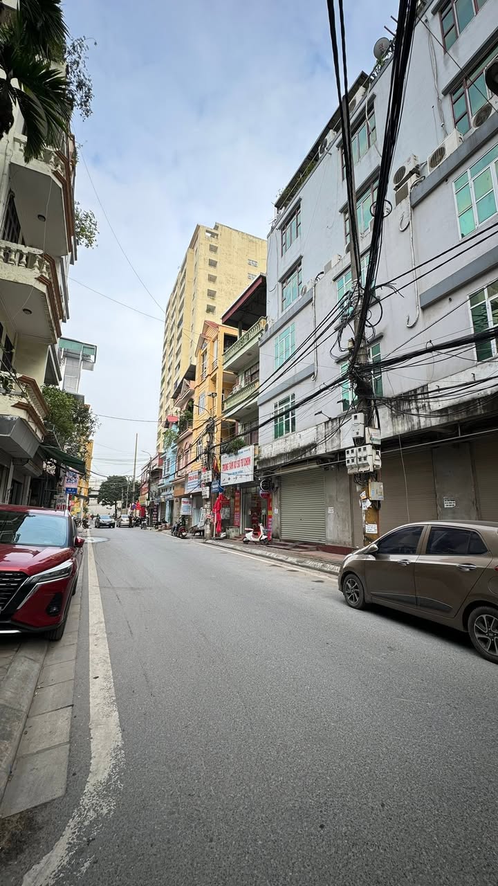 Mặt bằng kinh doanh cho thuê tại Bắc Từ Liêm, 200m² - Hỗ trợ ngăn phòng theo nhu cầu!