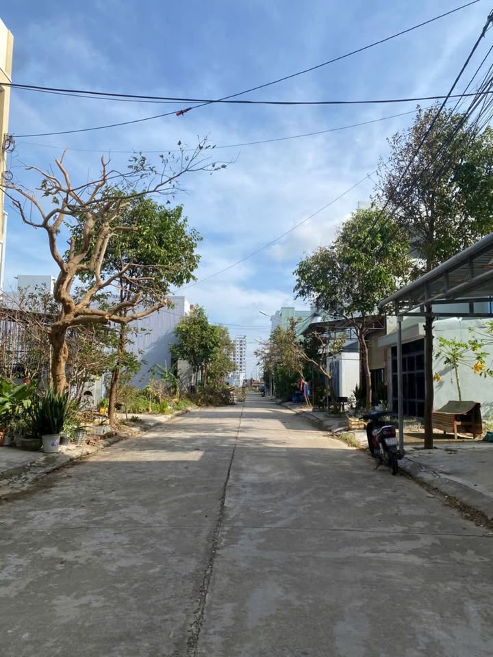 Đất mặt tiền đường Lê Văn Thủ, Quy Nhơn Bắc 72m² giá 2.2 tỷ - Đầu tư sinh lời ngay!