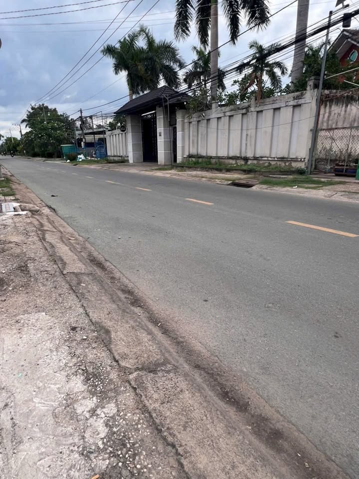 Đất nền mặt tiền Cầu Tàu, Thuận An 313m² giá 6.8 tỷ - Vị trí kinh doanh lý tưởng!