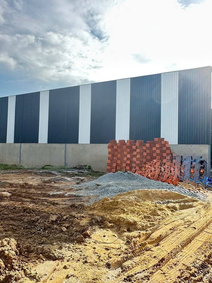 Xưởng cho thuê Tân Vĩnh Hiệp, Tân Uyên 300m² - Xưởng mới, bàn giao ngay!