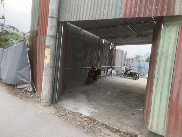 Kho xưởng 100m² tại Đại Mỗ giá chỉ 10 triệu - Ô tô tải đỗ cửa thoải mái!