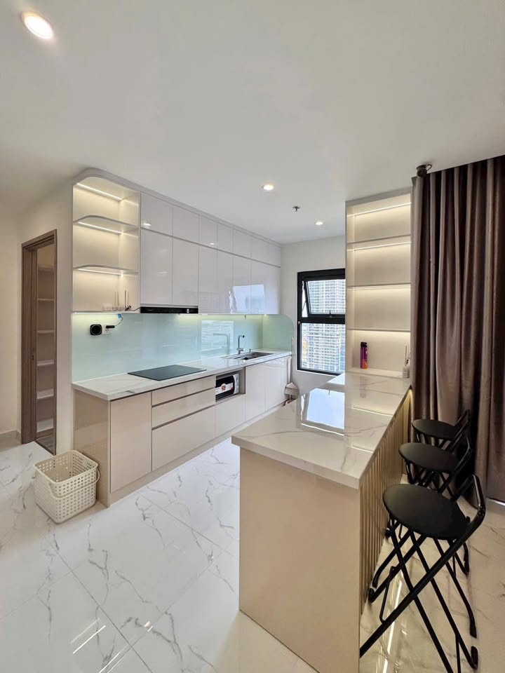 Căn hộ Vinhomes Grand Park Quận 9 3PN 92m² giá 17 triệu - Full nội thất cao cấp!