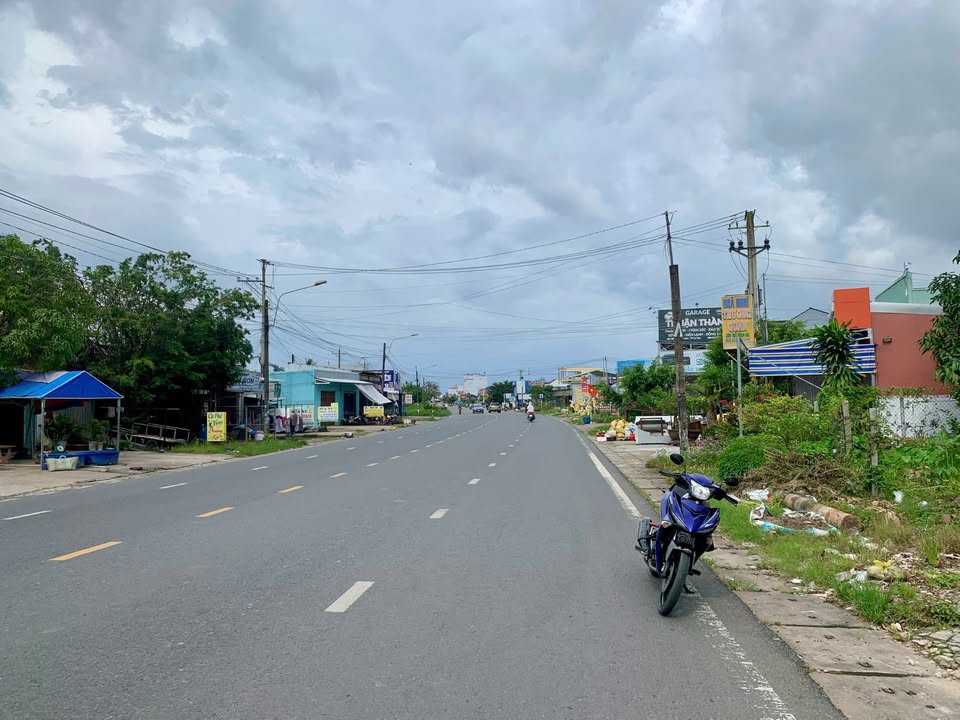 Đất nền mặt tiền Kênh Chói Ngói, 790m² giá 2.1 tỷ - Cơ hội đầu tư hấp dẫn!