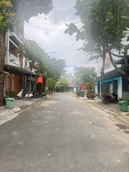 Đất nền Hoàng Thị Loan 85m² giá 5.95 tỷ - Vị trí đẹp gần biển, dân cư văn minh!