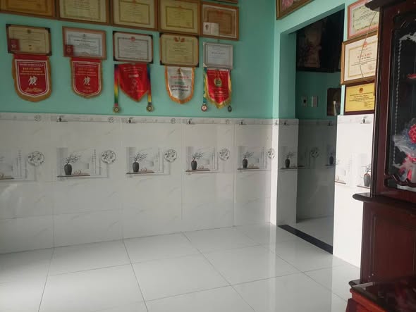 Nhà bán Tân Đông Hiệp Dĩ An 48m² giá 1.6 tỷ - Gần ủy ban, trường học