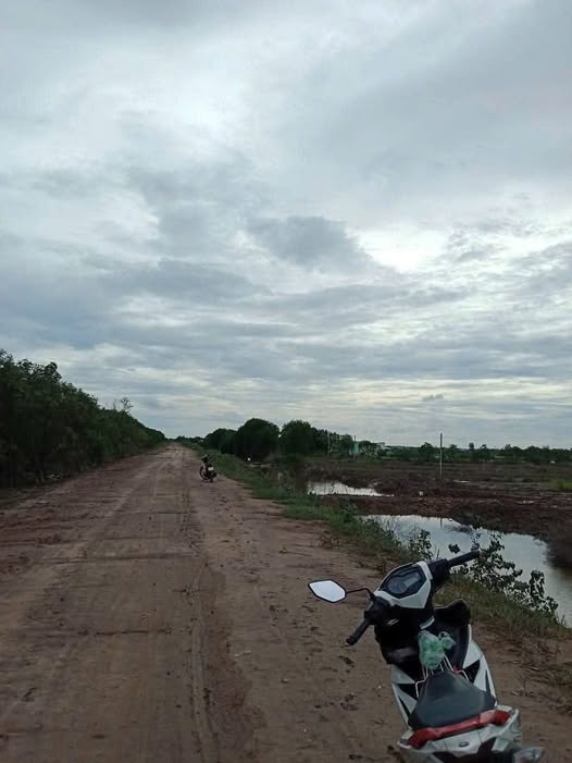 Đất farm mặt tiền đường đê biển Vĩnh Phước 100.000m² giá chỉ 10 tỷ - Cơ hội đầu tư hấp dẫn!