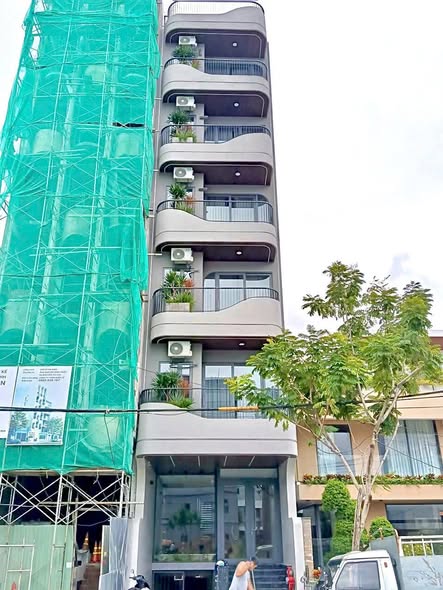 Cho thuê FrontHouse 100m² đường Vương Thừa Vũ, Đà Nẵng - Gần biển Mỹ Khê!