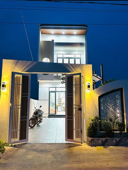 Nhà mặt tiền đường nhựa Mỹ Lộc, Cần Giuộc 159m² giá 3,25 tỷ - Không gian nghỉ dưỡng lý tưởng!