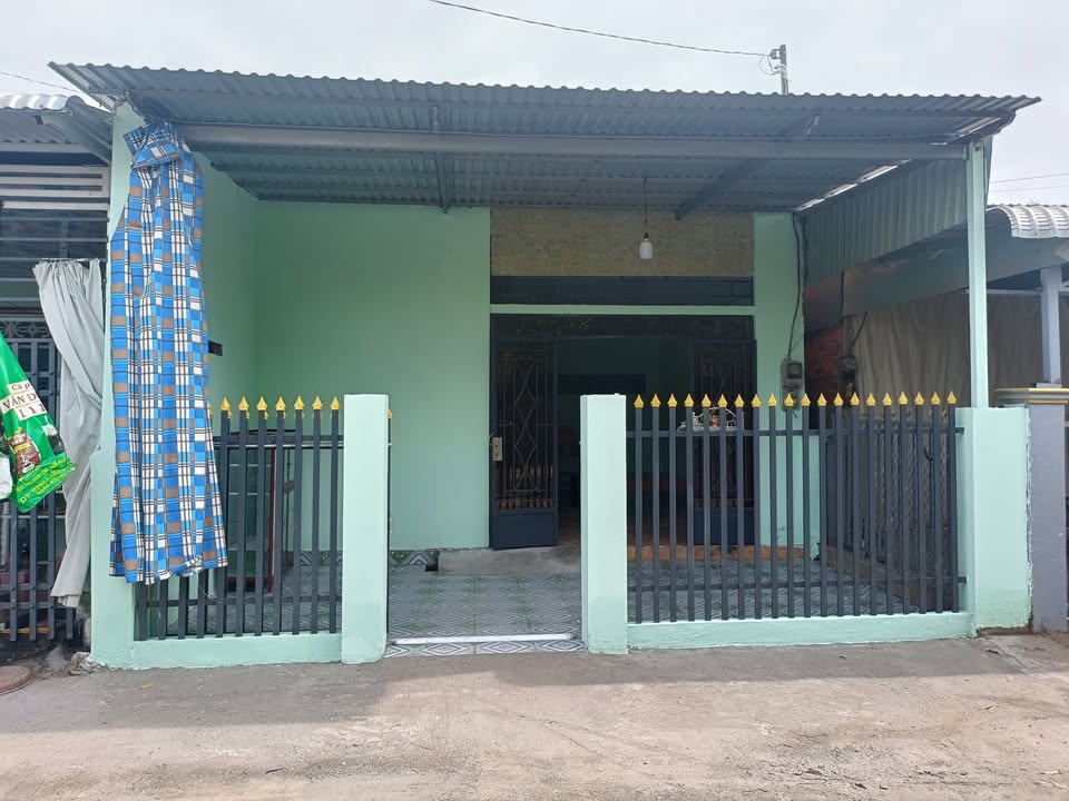 Nhà cấp 4 mặt tiền đường Tân An, An Giang 97m² giá 630 triệu - Dọn vào ở ngay!
