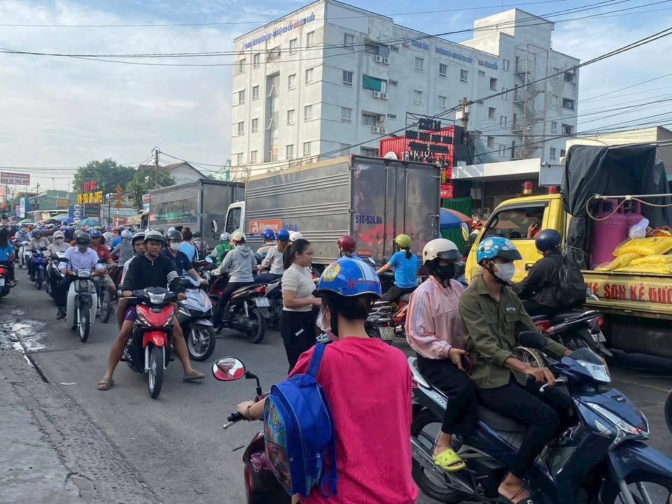 Nhà mặt tiền đường TL43, Bình Hòa, 400m² giá 25 tỷ - Đầu tư sinh lời ngay!