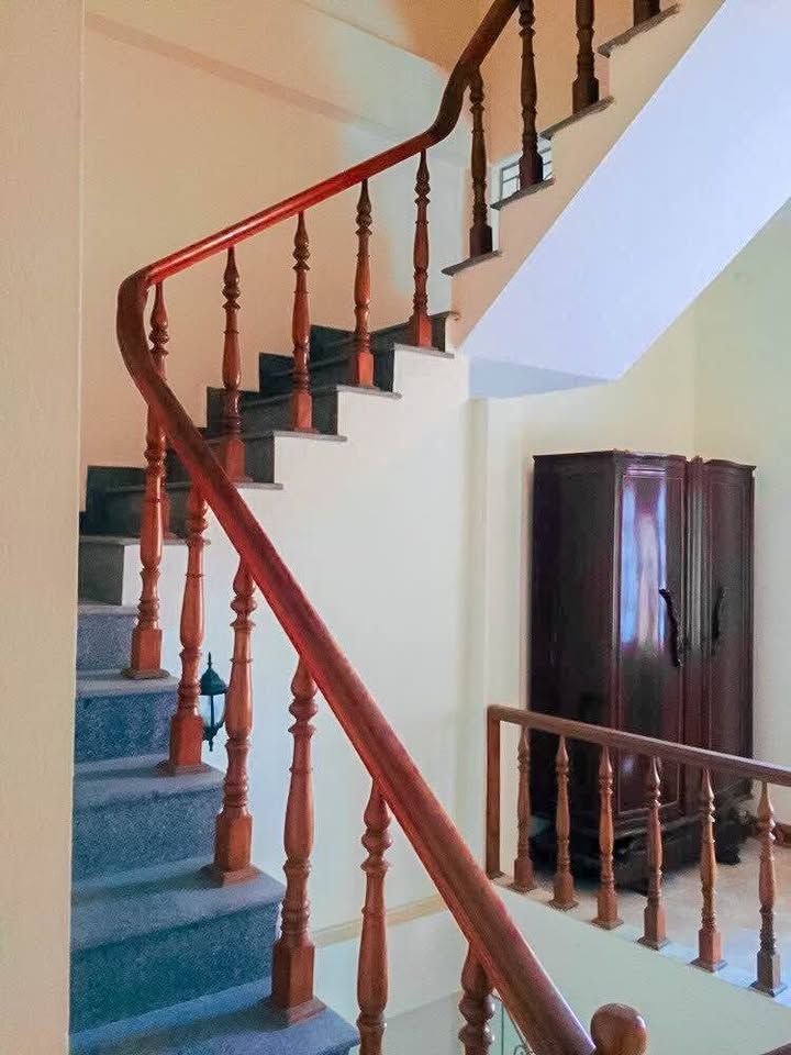 Nhà 3 tầng Tân Sơn, TP Thanh Hóa 72m² giá 2 tỷ - Hướng Đông, tiện nghi đầy đủ!