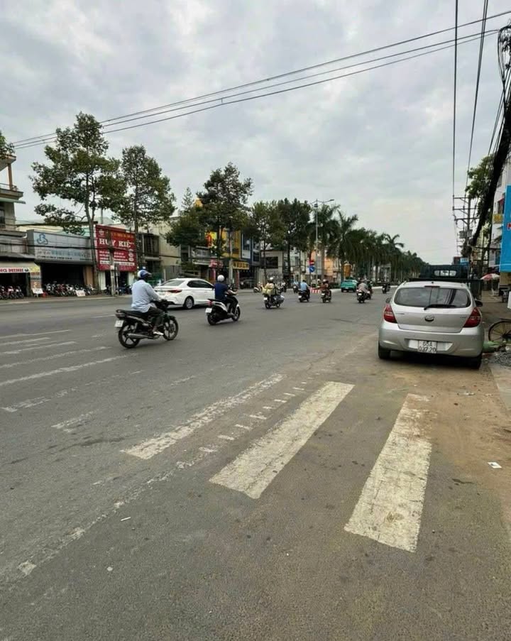 Nhà góc 2 mặt tiền đường 3/2 Ninh Kiều 309m² giá 35.5 tỷ - Cơ hội đầu tư hấp dẫn!