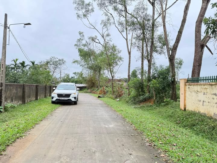 Đất thổ cư Long Nhã, Thanh Khê 300m² giá 700 triệu - Đường thông ô tô tránh nhau thoải mái!