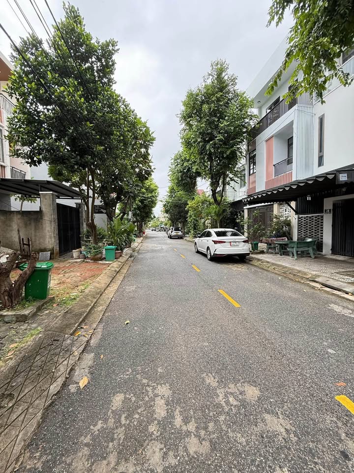 Bán đất Sơn Thuỷ 3, Hoà Hải, 94m² giá 6.5 tỷ - Vị trí đắc địa gần bãi tắm!