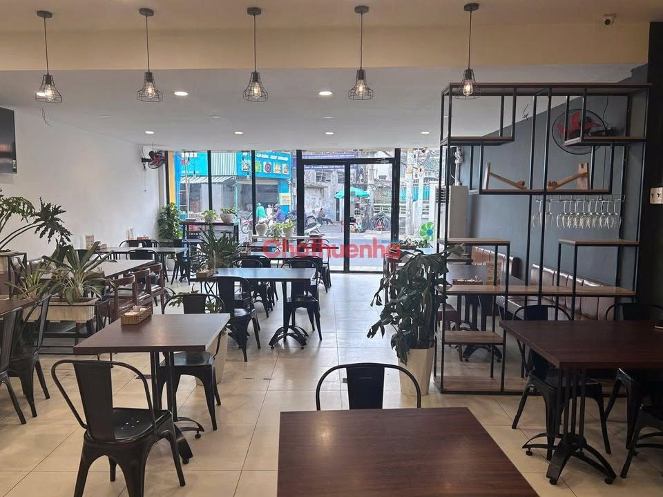 Cho thuê nhà mặt tiền Lê Quang Định 126m² - Giá tốt cho kinh doanh