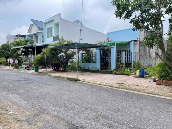 Đất nền 2 mặt tiền KDC Lavender Tân Triều 91,2m² giá 1,79 tỷ - Cơ hội đầu tư tuyệt vời!